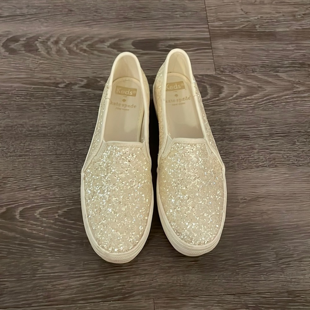 Ivory sparkle glitter Kate Spade Keds shoes. Women size 6. Bridal.